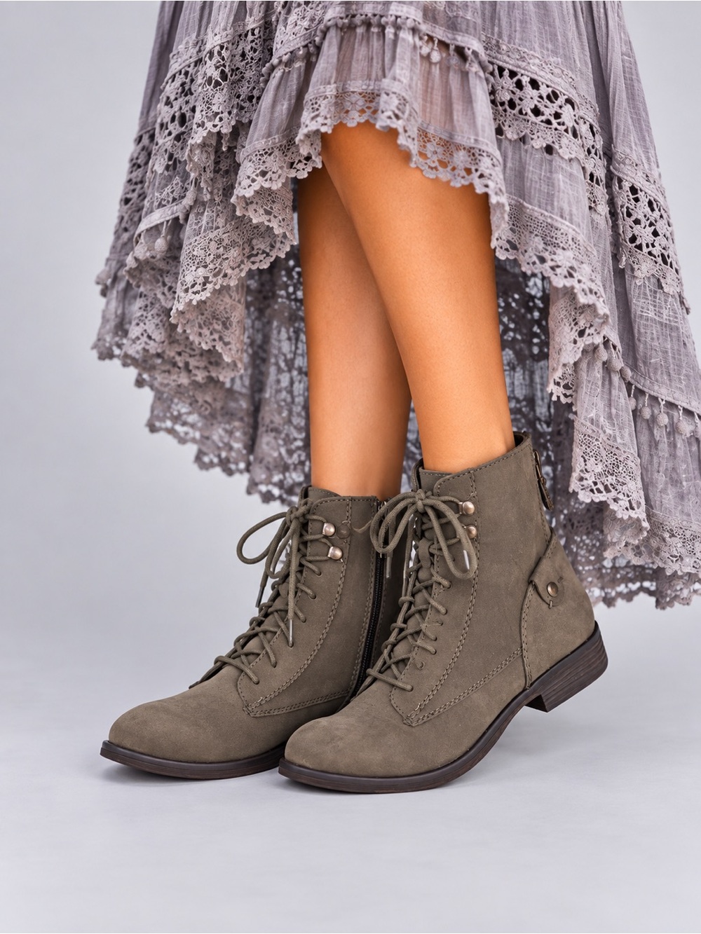 Ladies Crown Vintage Gray Lace-Up Ankle Boots
